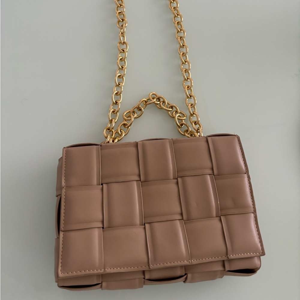 Boutique crossbody